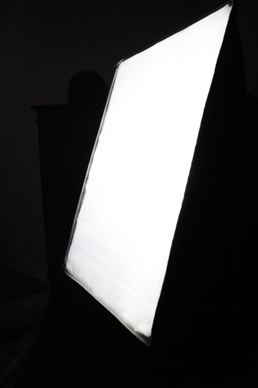 Picture of a bright white rectangle against a dark background